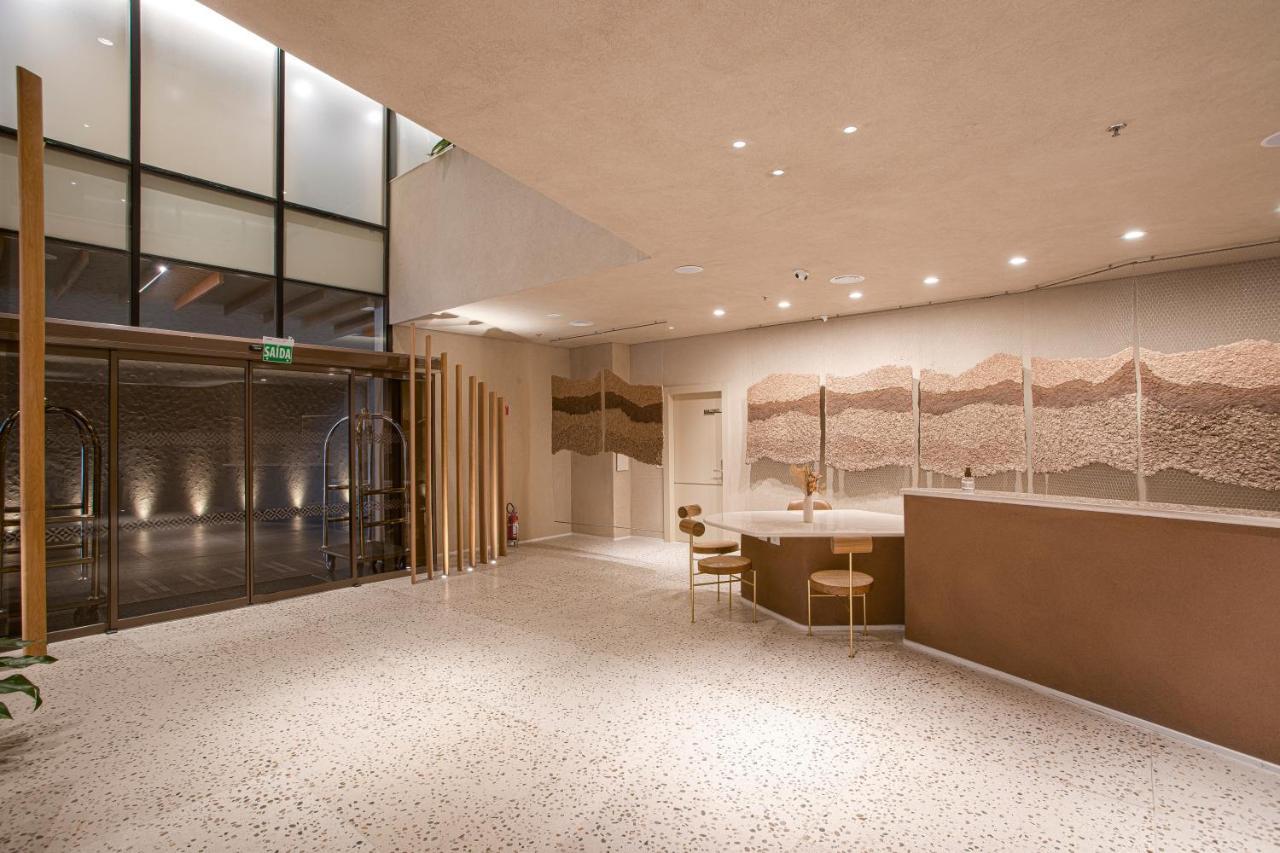 Qoya Hotel Curitiba, Curio Collection By Hilton Exterior foto Interior of the hotel
