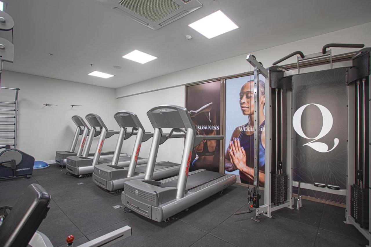 Qoya Hotel Curitiba, Curio Collection By Hilton Exterior foto The gym at the Q1