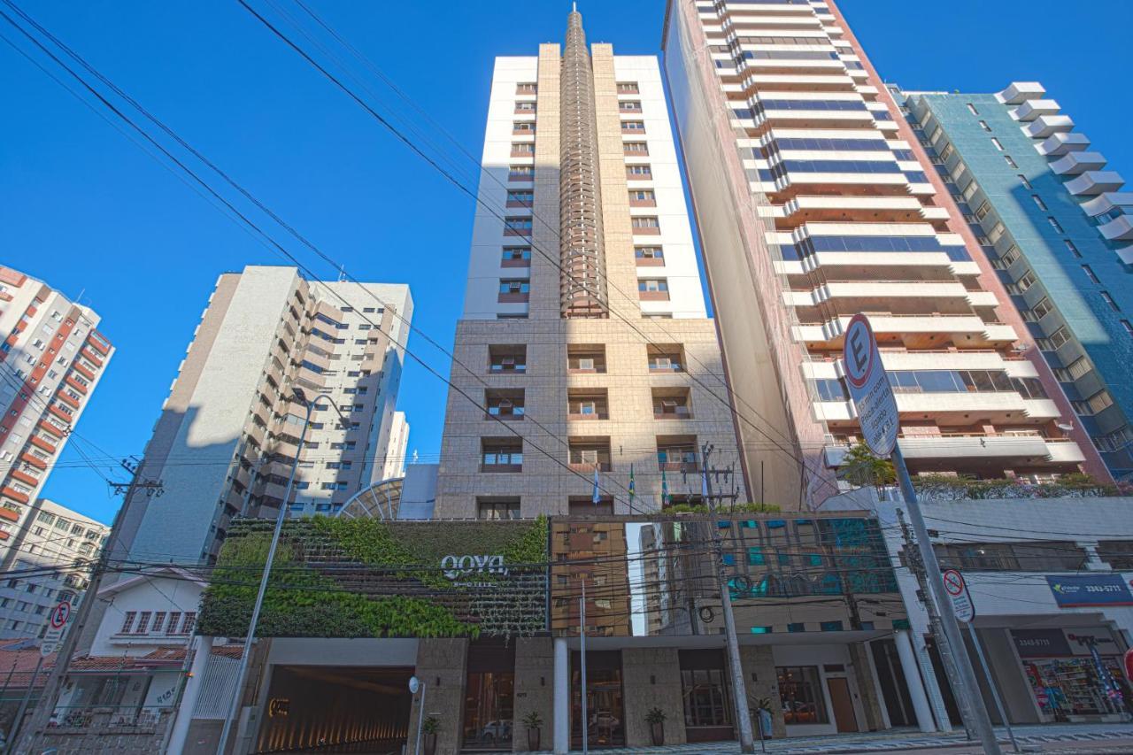 Qoya Hotel Curitiba, Curio Collection By Hilton Exterior foto The building in 2016